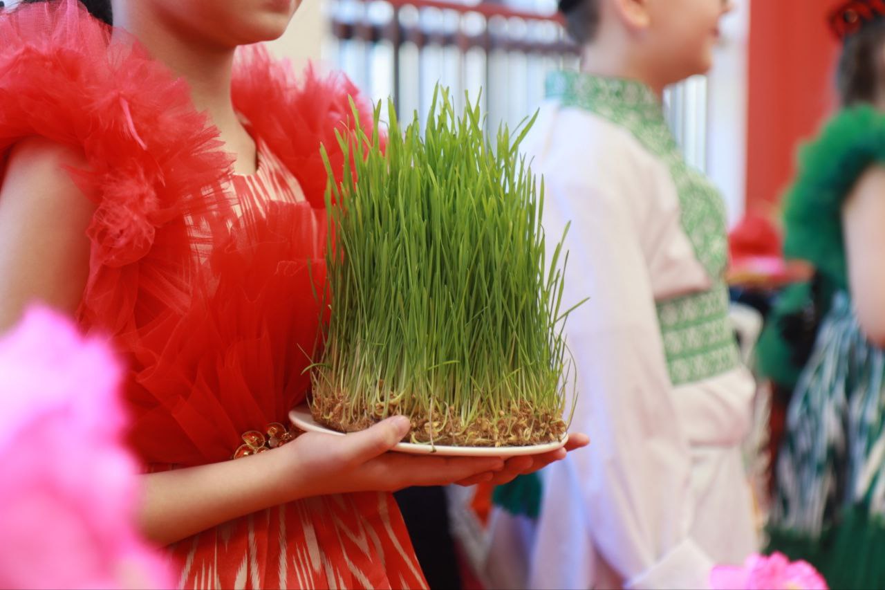 С праздником Навруз!